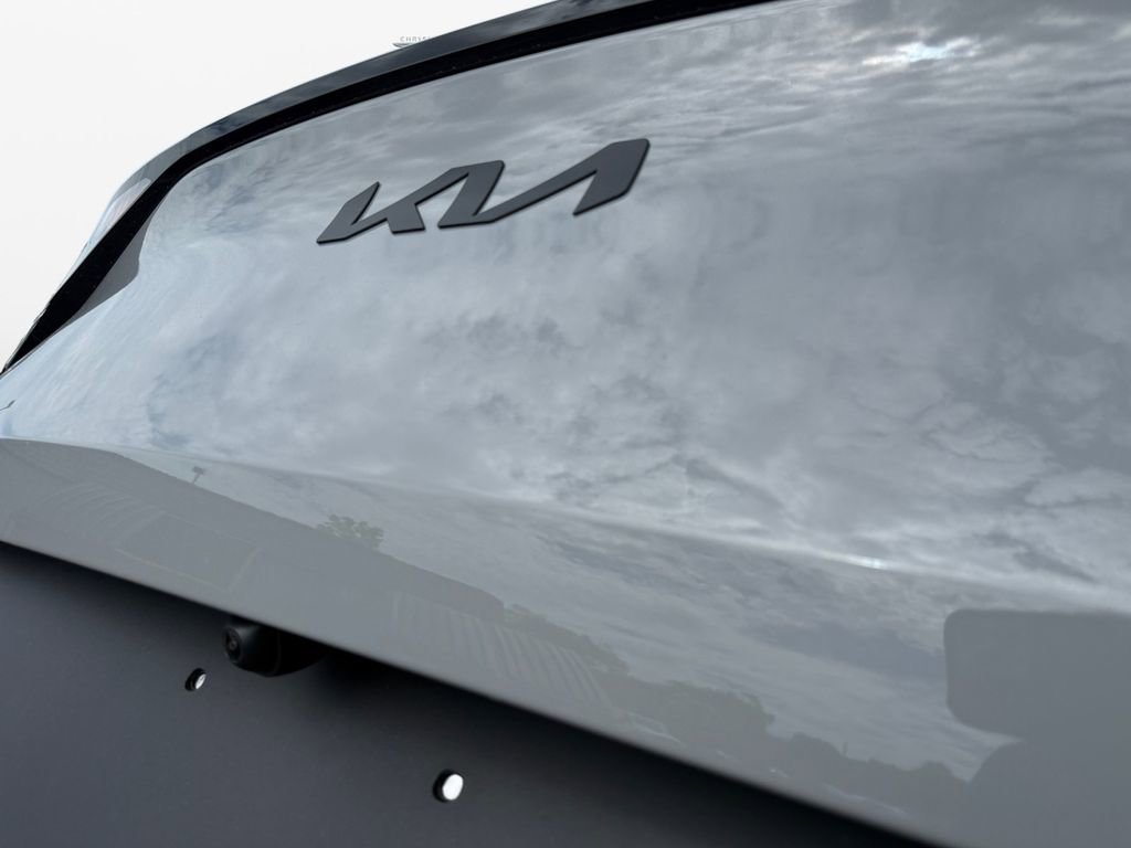 New 2026 Kia Sportage X-Line w/ X-Line Technology Package image 17