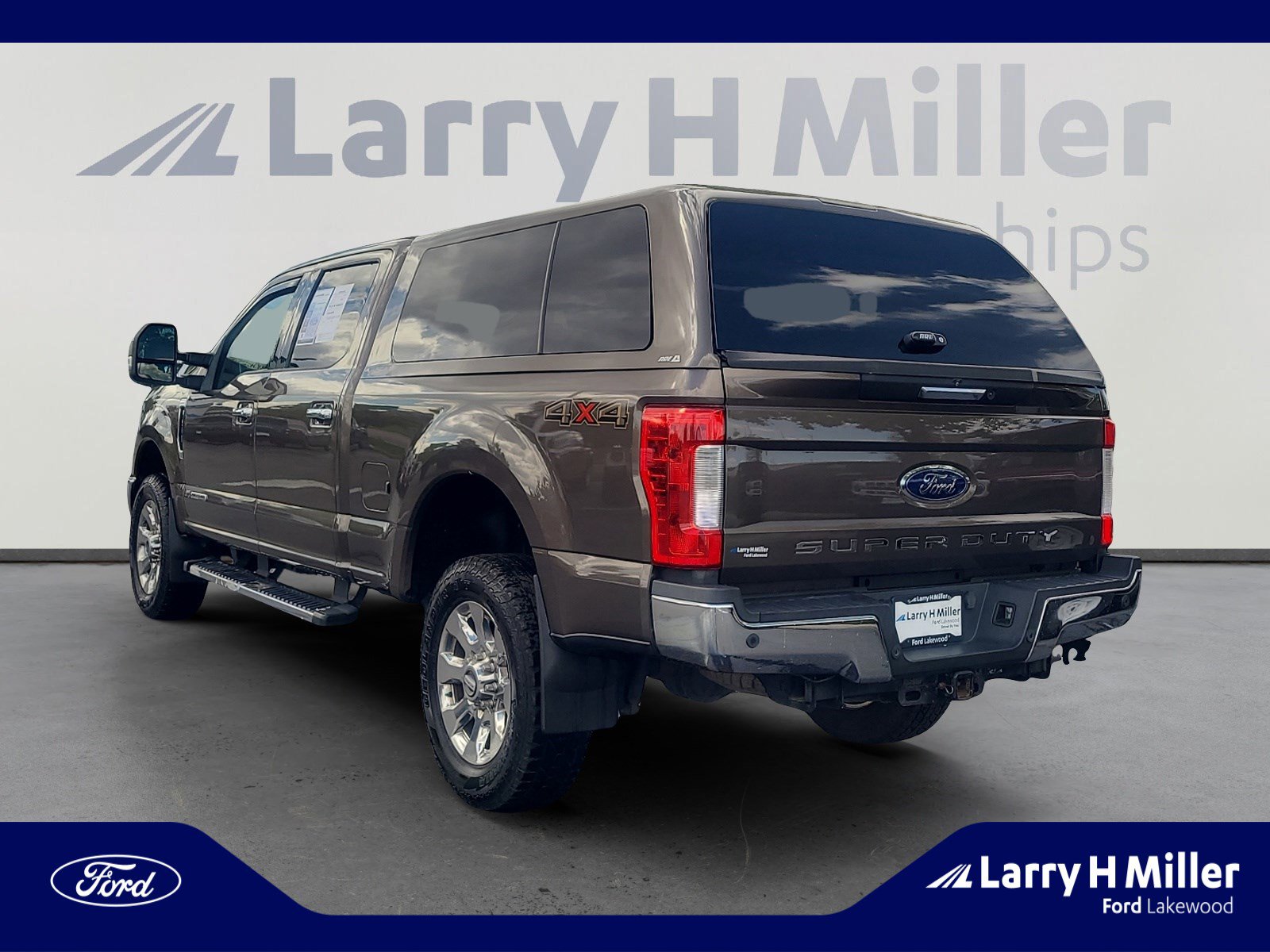 Used 2017 Ford F250 Lariat w/ Chrome Package AWD/4WD image 3