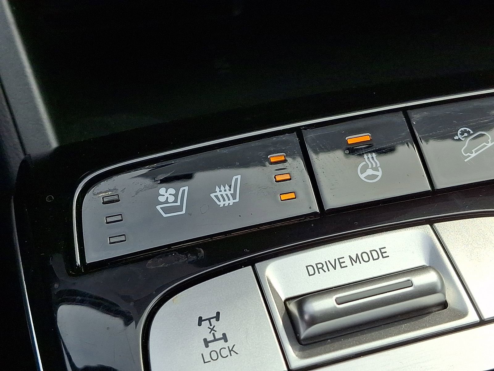 Used 2024 Hyundai Tucson Limited image 26