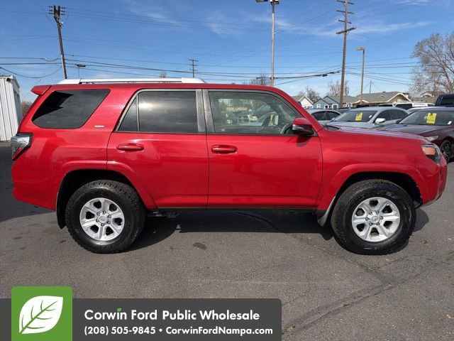 Used 2018 Toyota 4Runner SR5 Premium image 4