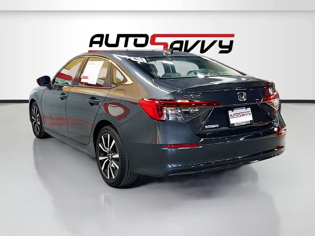 Used 2024 Honda Civic EX image 5