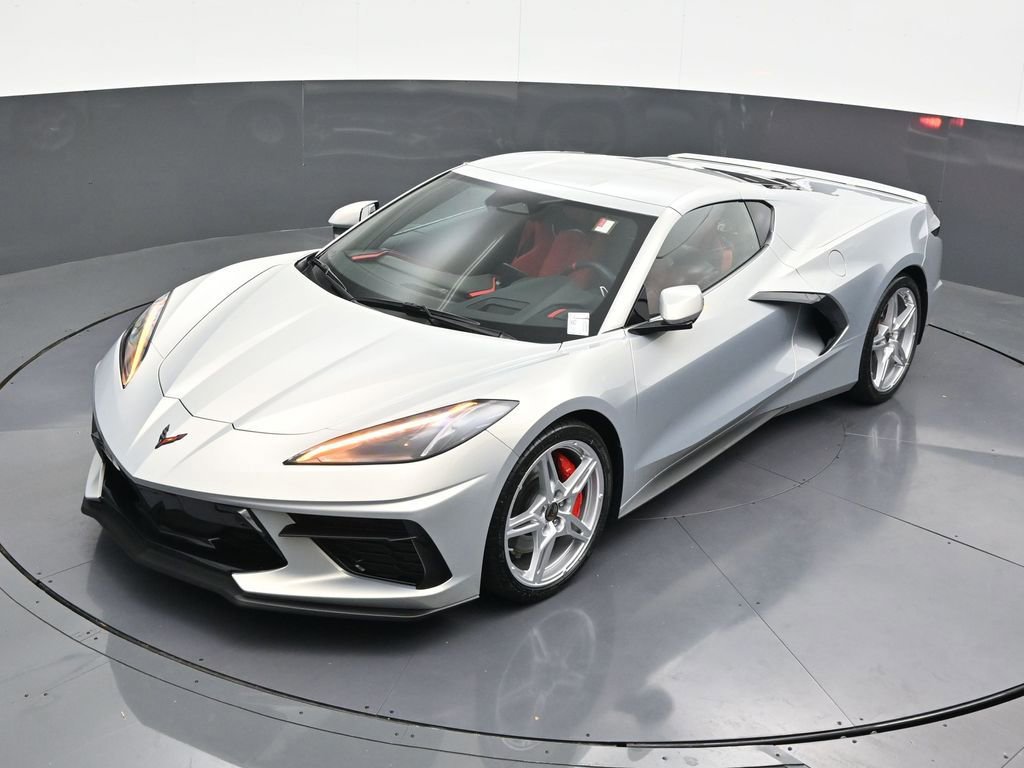 Used 2024 Chevrolet Corvette Stingray Preferred Cpe w/ Z51 Performance Package RWD image 17