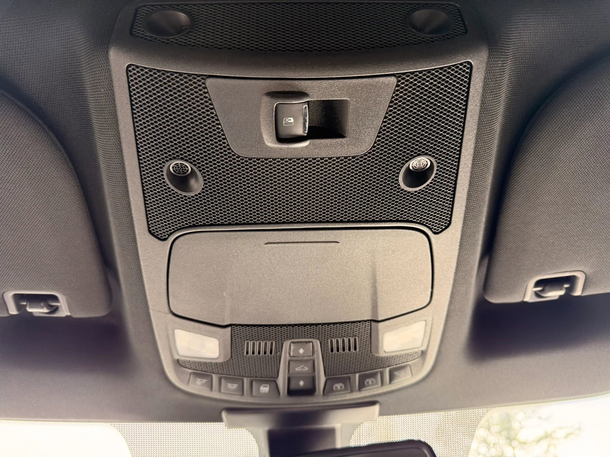 Used 2015 Ford F150 Platinum w/ Equipment Group 701A Luxury image 32