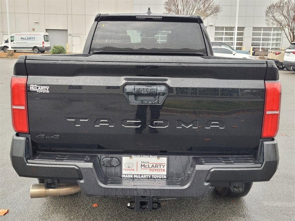 Used 2024 Toyota Tacoma TRD Off-Road image 10