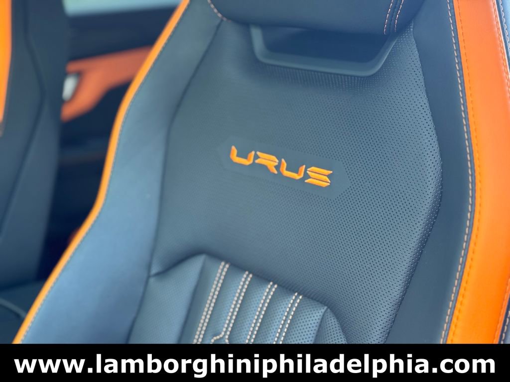 Used 2024 Lamborghini Urus S AWD/4WD image 14