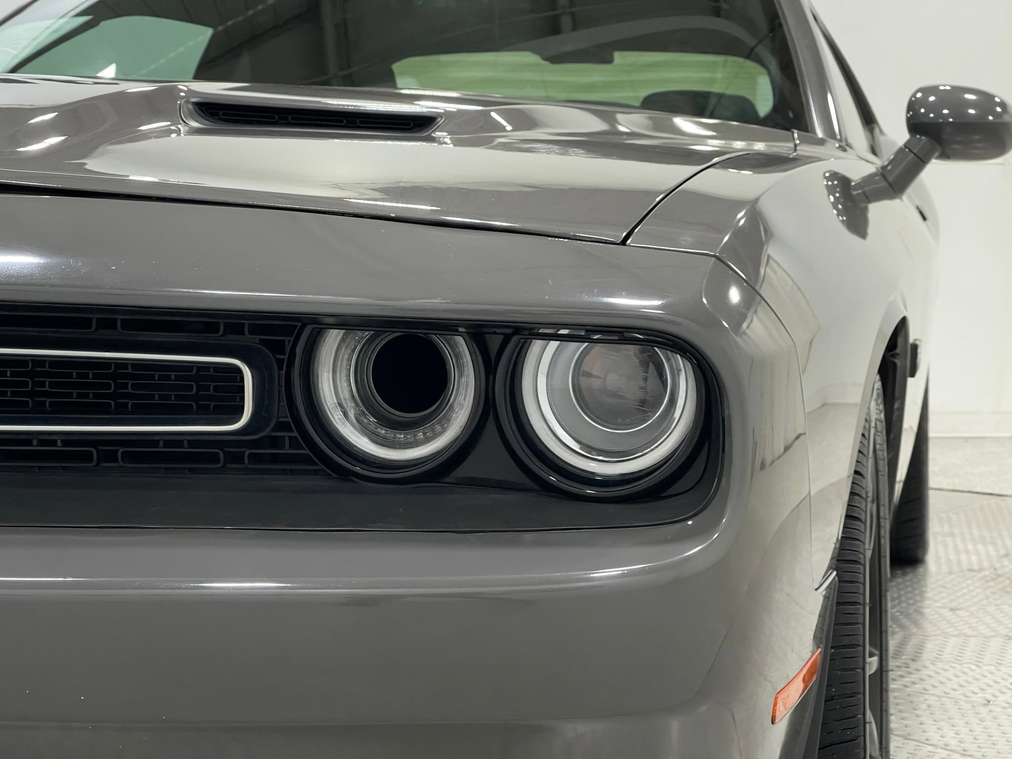 Used 2017 Dodge Challenger R/T w/ Driver Convenience Group image 33