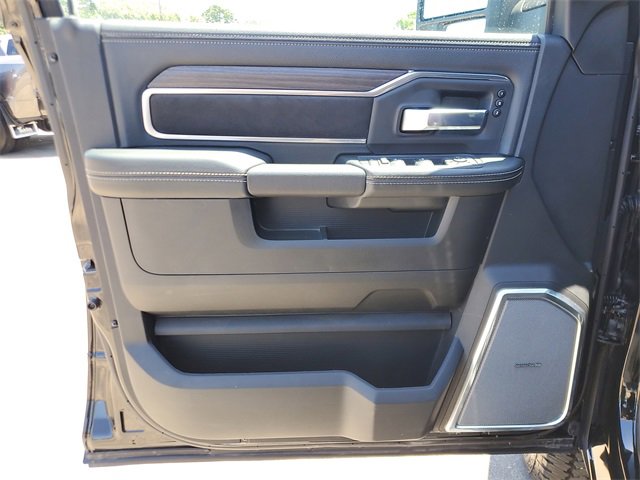 New 2025 RAM 2500 Laramie image 18