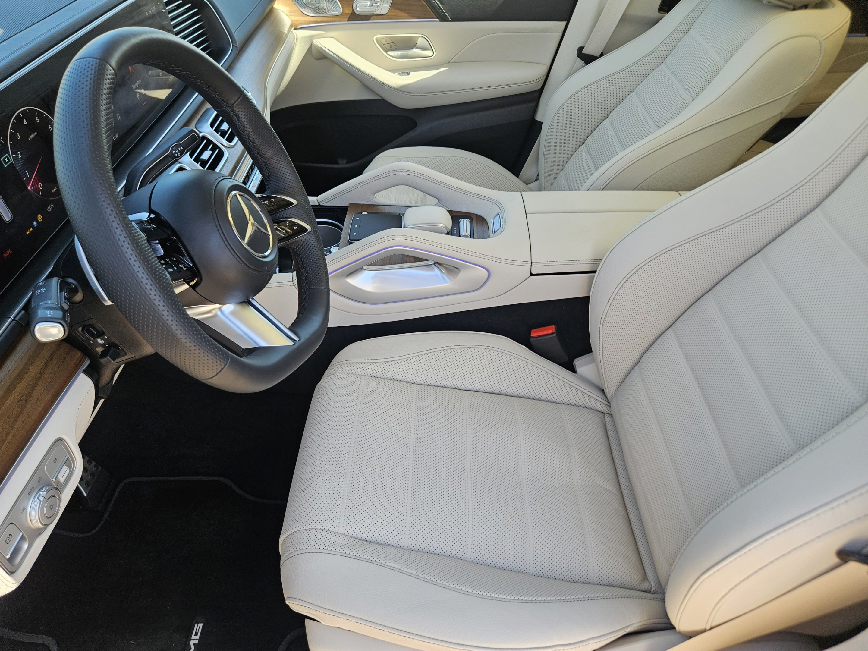 Certified 2026 Mercedes-Benz GLS 580 4MATIC image 5