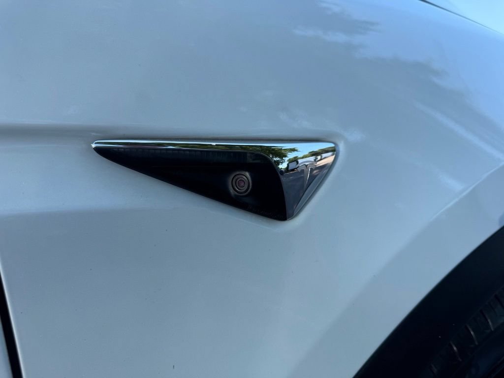 Used 2020 Tesla Model X Performance AWD/4WD image 33