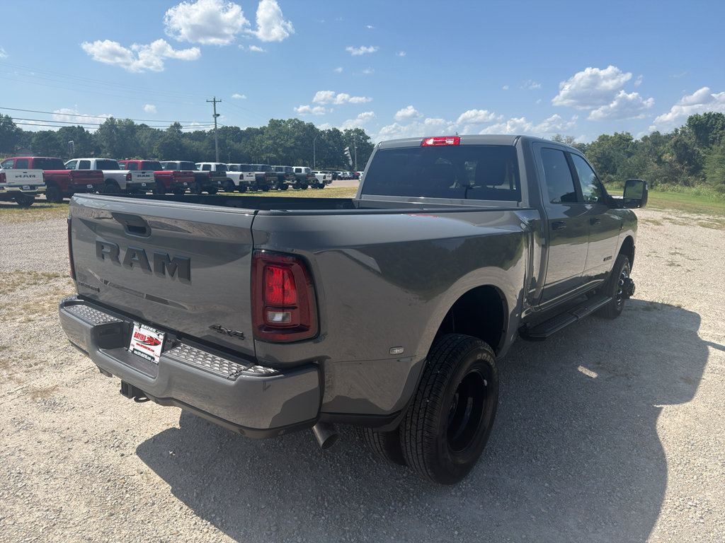 New 2027 RAM 3500 Big Horn w/ Night Edition AWD/4WD image 7