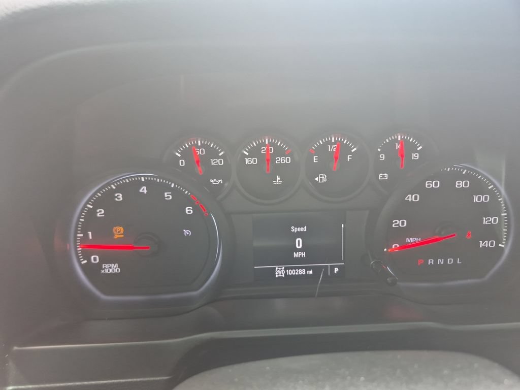 Used 2019 Chevrolet Silverado 1500 Custom w/ Custom Convenience Package AWD/4WD image 19