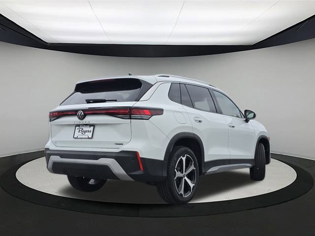 New 2025 Volkswagen Tiguan SE image 7