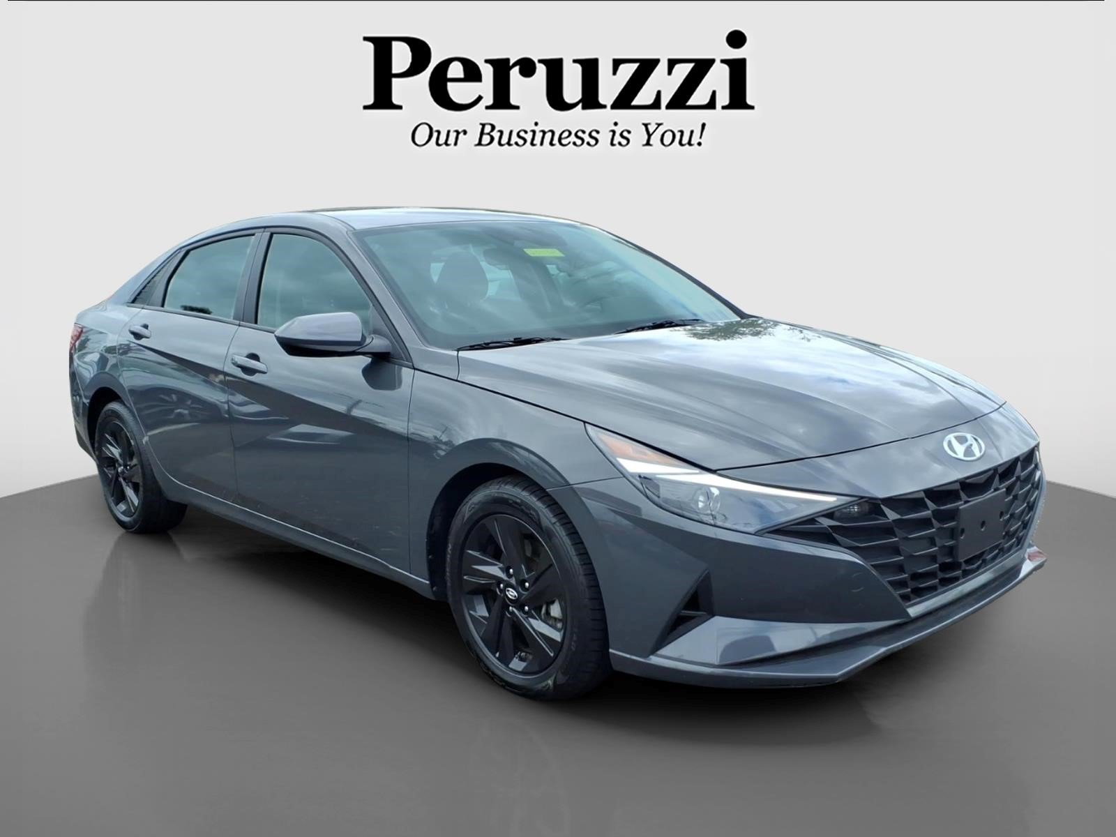 Used 2023 Hyundai Elantra SEL w/ Cargo Package FWD video 1