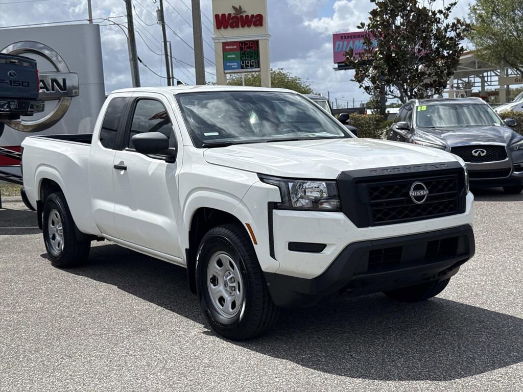 Used 2022 Nissan Frontier S w/ Technology Package image 2