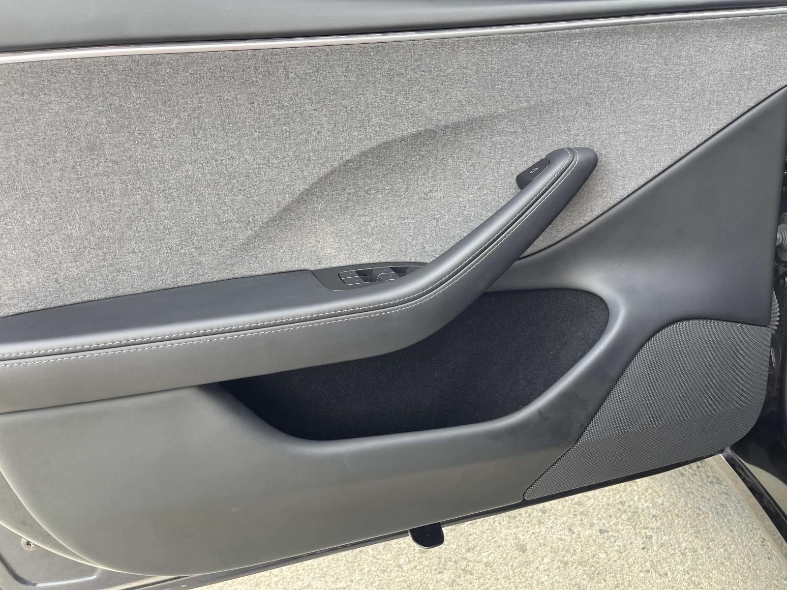 Used 2024 Tesla Model 3 Standard Range RWD image 17