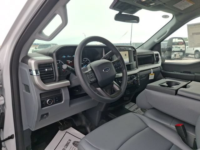 Used 2024 Ford F550 2WD Crew Cab Super Duty image 10