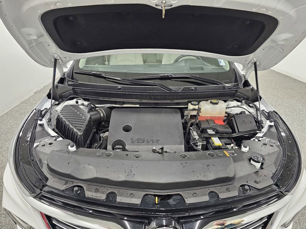 Used 2022 Buick Enclave Premium w/ Experience Buick Package image 9