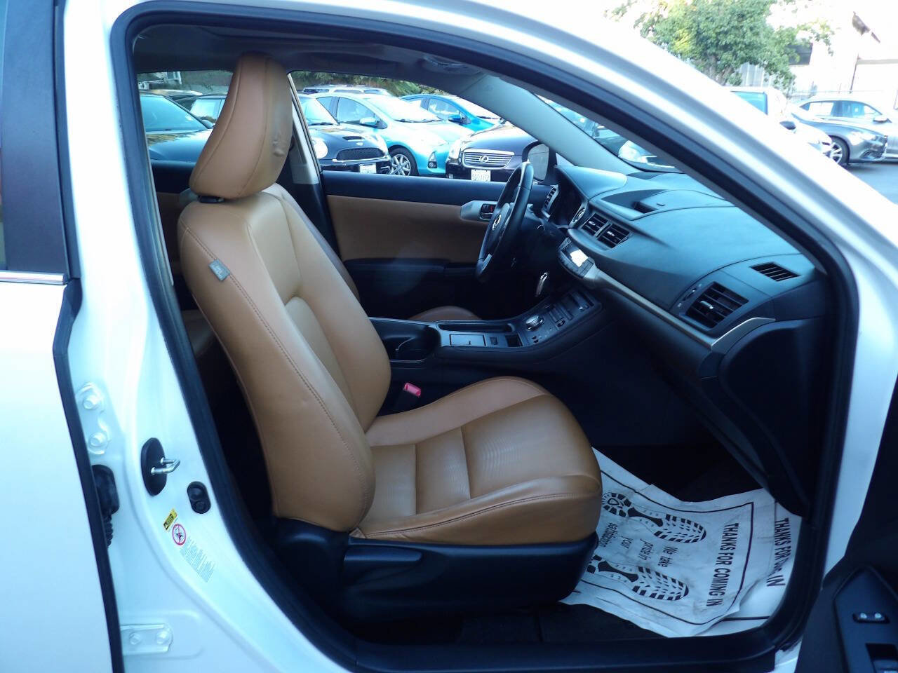 Used 2012 Lexus CT 200h Premium image 6