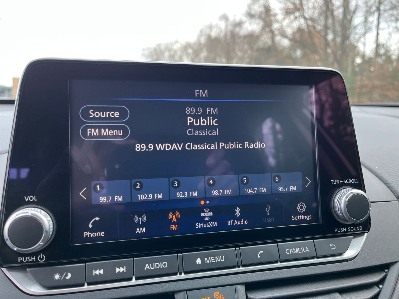 Used 2025 Nissan Altima 2.5 SV image 21