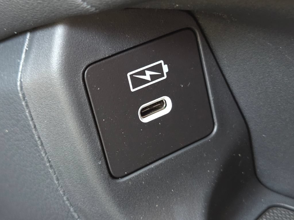 New 2027 Honda HR-V LX image 8