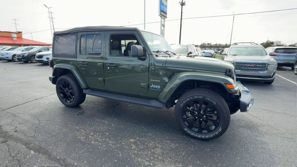 Used 2023 Jeep Wrangler Unlimited Sahara w/ Cold Weather Group AWD/4WD image 2