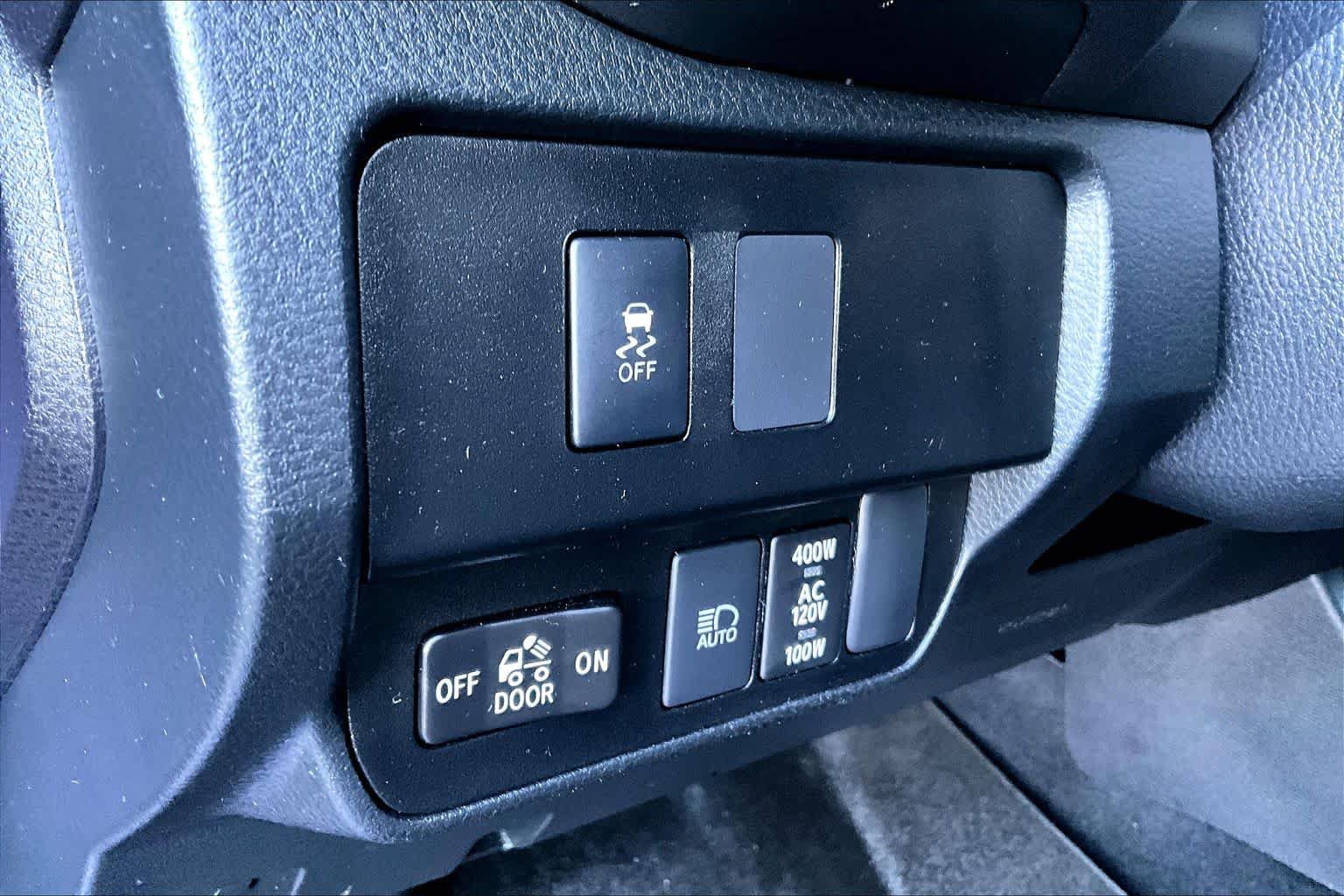 Certified 2023 Toyota Tacoma TRD Sport w/ TRD Premium Sport Package AWD/4WD image 33
