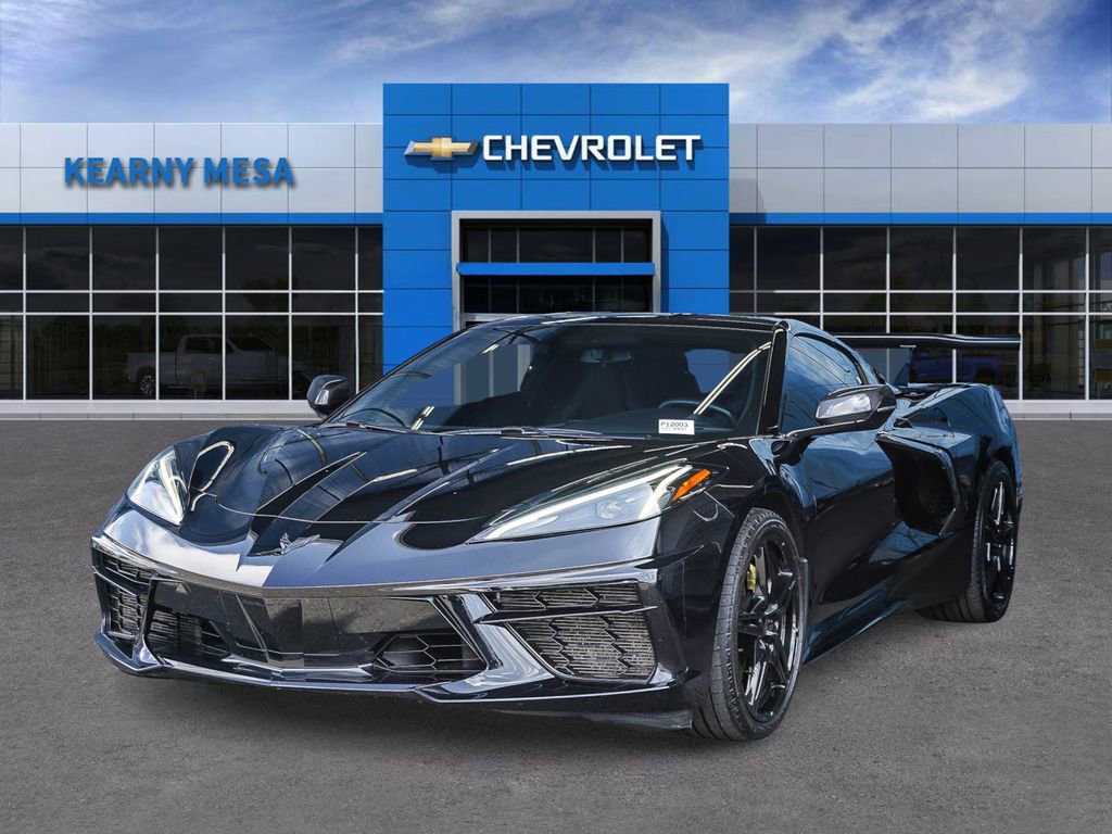 Used 2021 Chevrolet Corvette Stingray Coupe w/ Z51 Performance Package image 3