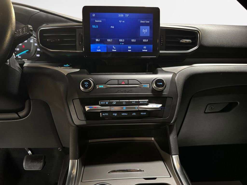 Used 2020 Ford Explorer XLT w/ Equipment Group 202A image 22