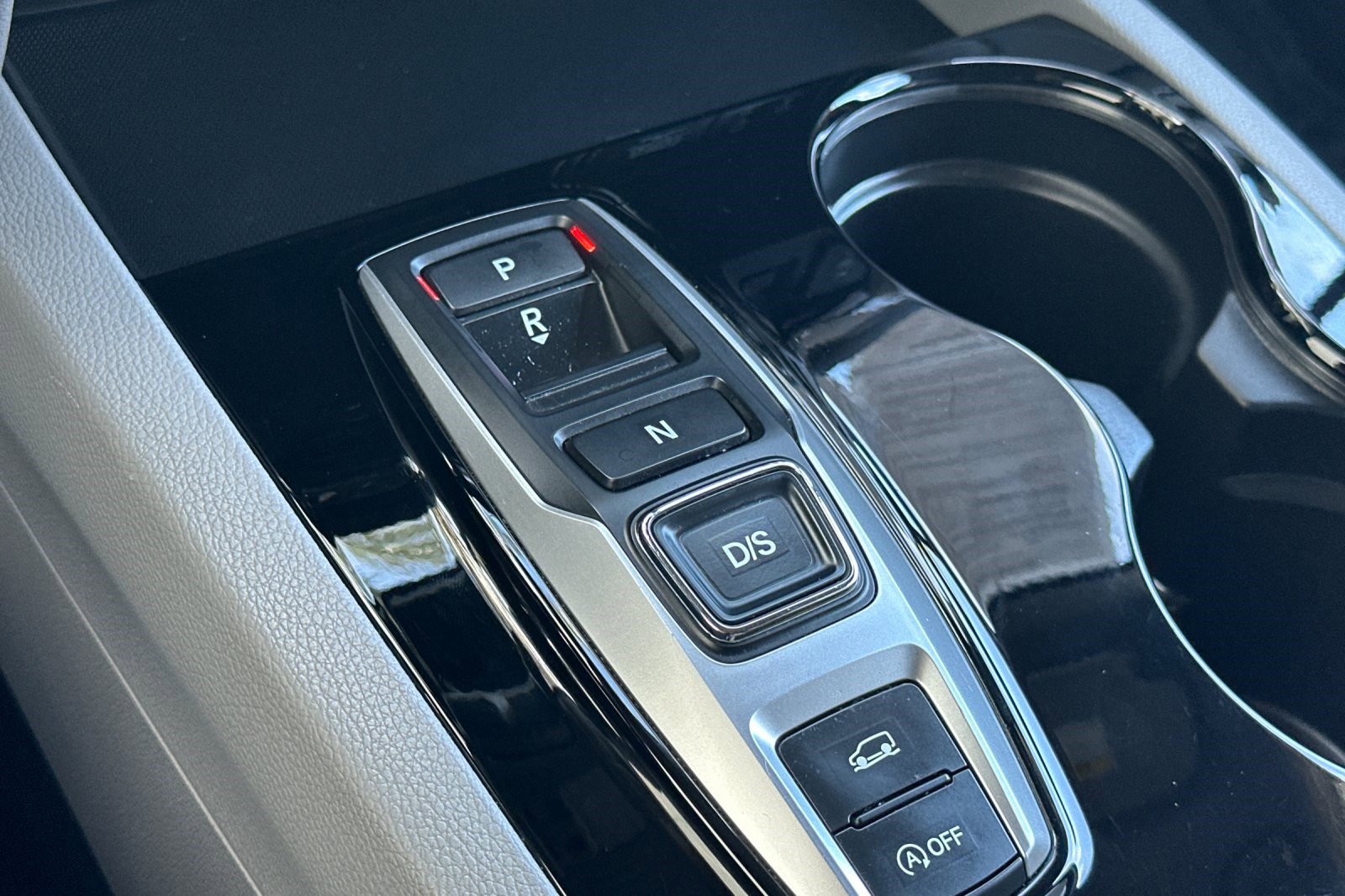 Used 2017 Honda Pilot Touring image 17