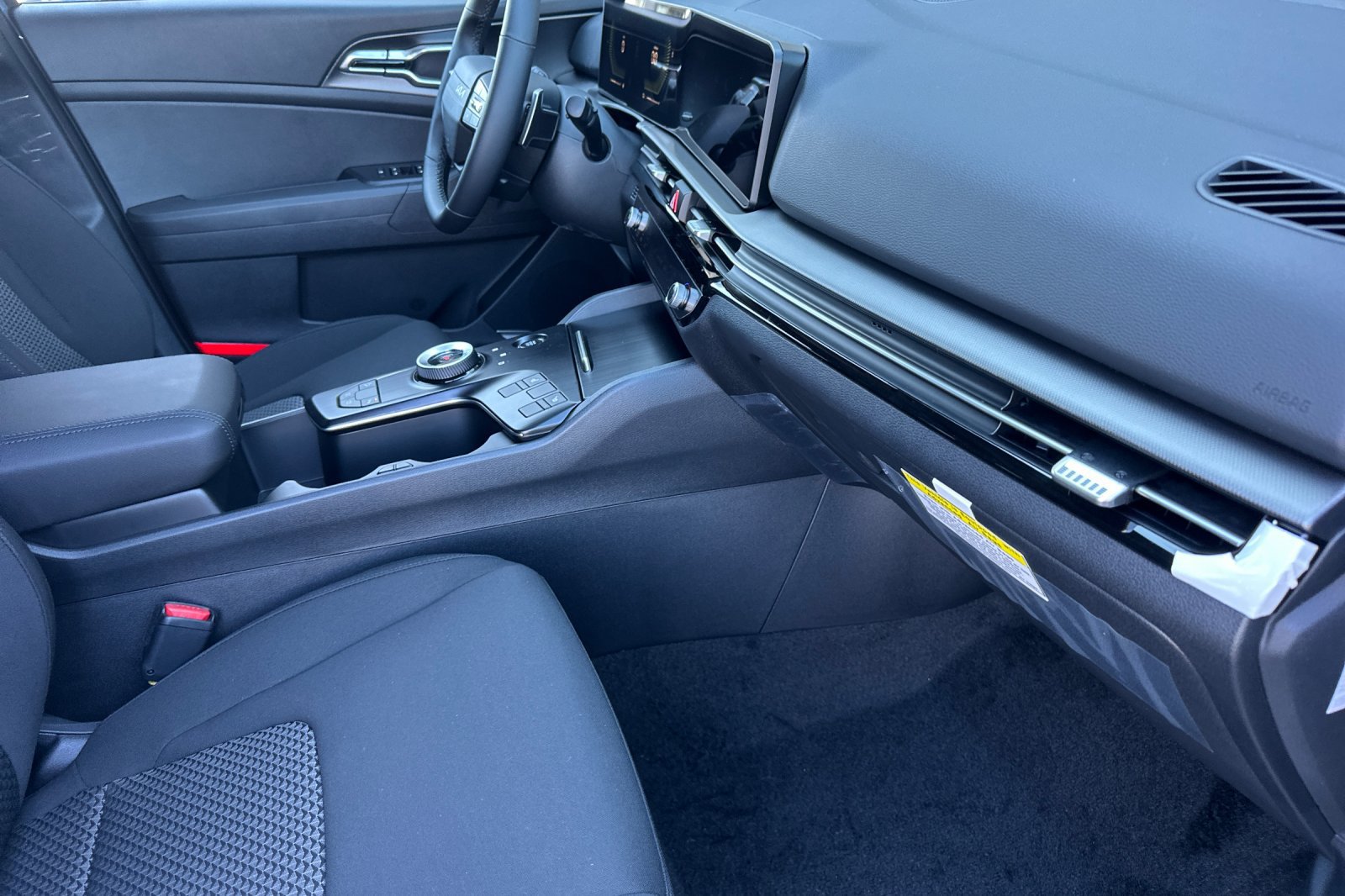 New 2027 Kia Sportage S FWD image 16