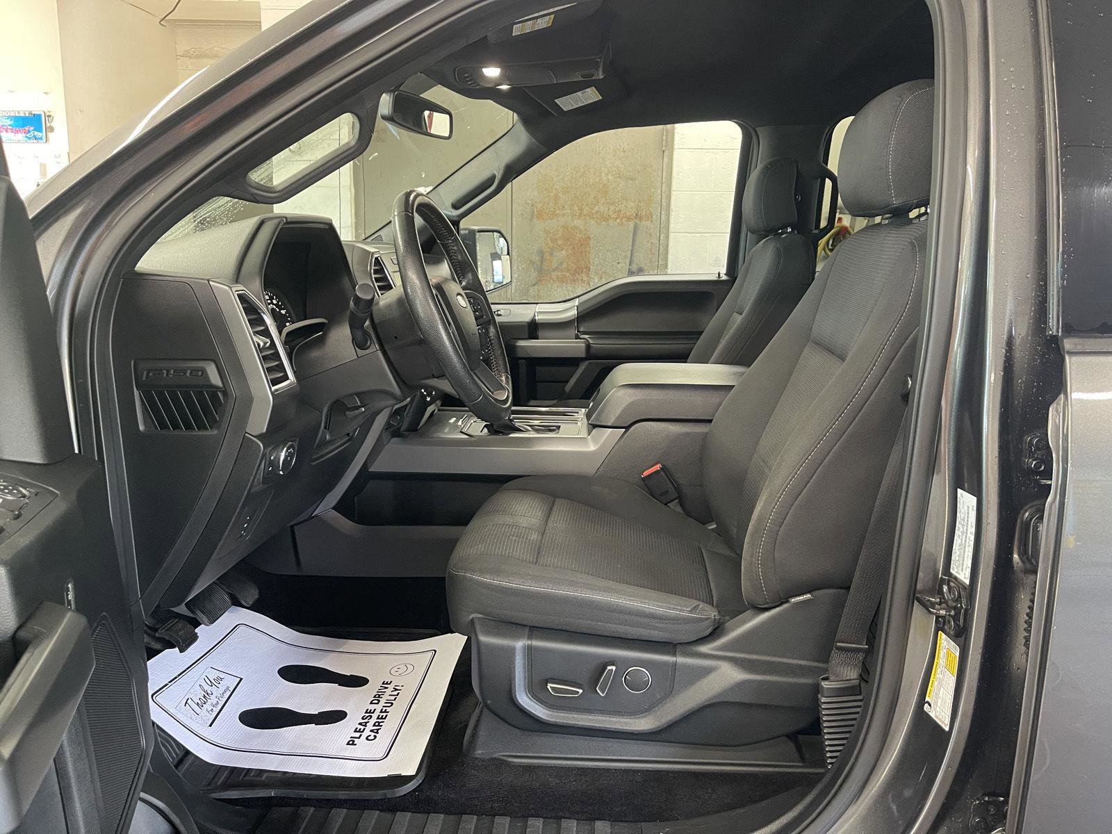 Used 2015 Ford F150 XLT w/ Equipment Group 302A Luxury image 12