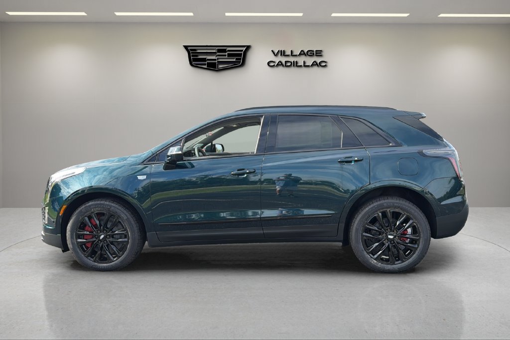 New 2026 Cadillac XT5 Sportv w/ LPO, Onyx Lite Package AWD/4WD image 2