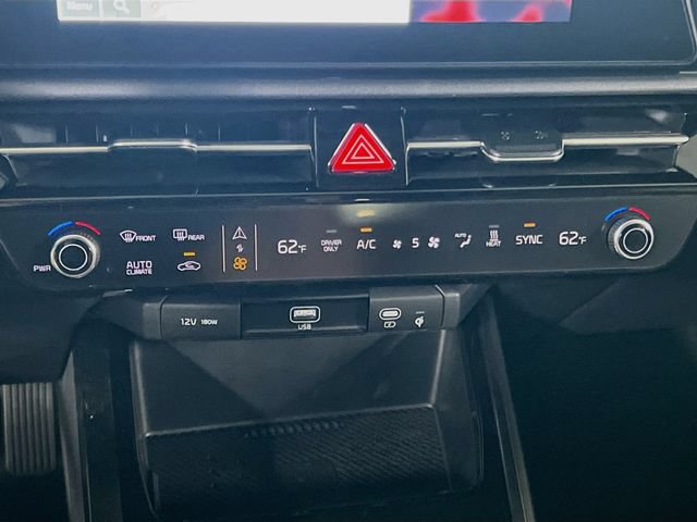 New 2026 Kia Niro Wind FWD image 16