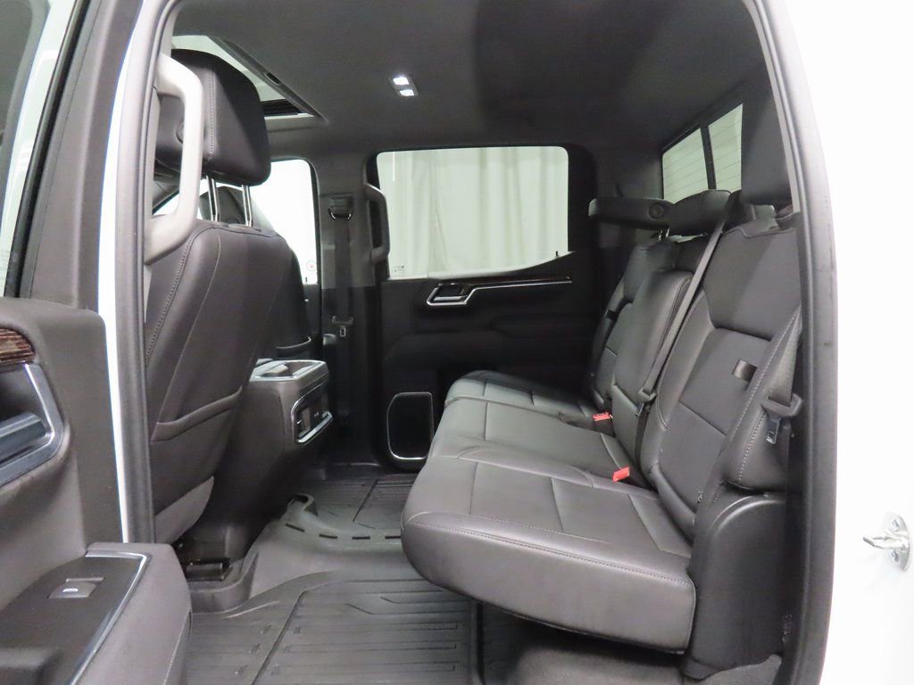 Used 2025 GMC Sierra 1500 Elevation w/ Elevation Premium Package AWD/4WD image 13