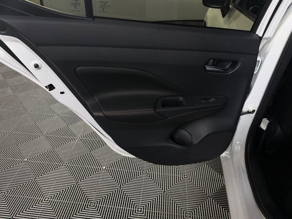 Used 2025 Nissan Versa SR w/ Trunk Package image 28