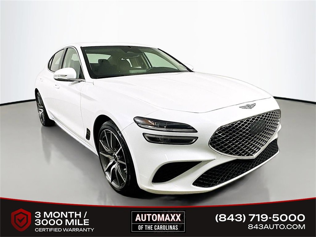Used 2025 Genesis G70 2.5T image 1