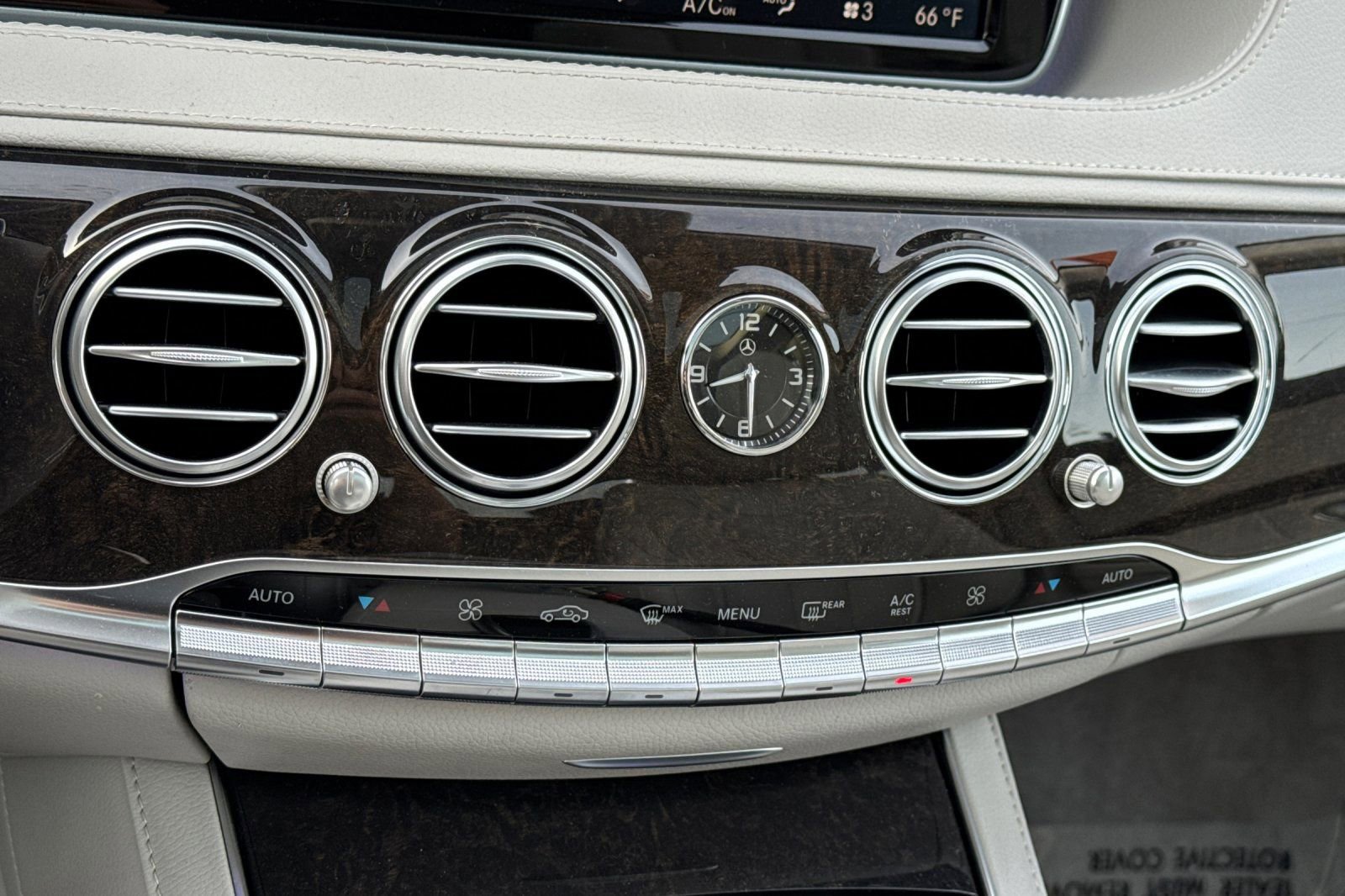 Used 2015 Mercedes-Benz S 550 4MATIC Sedan image 20