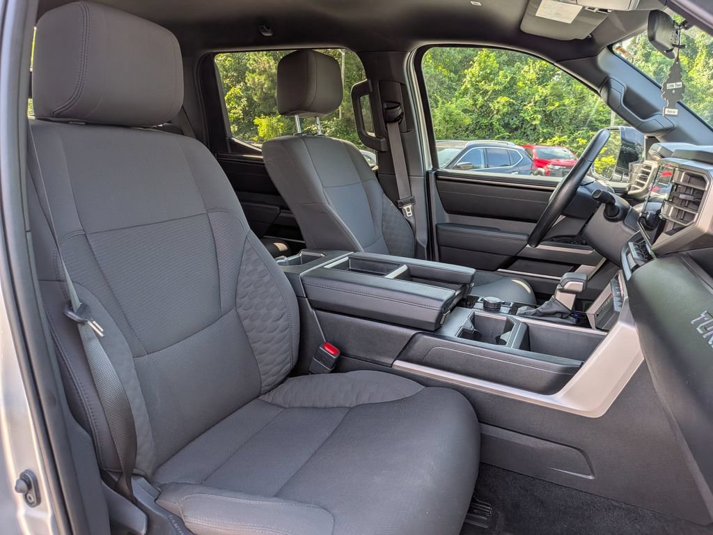 Used 2026 Toyota Tundra SR5 w/ SR5 Convenience Package AWD/4WD image 30