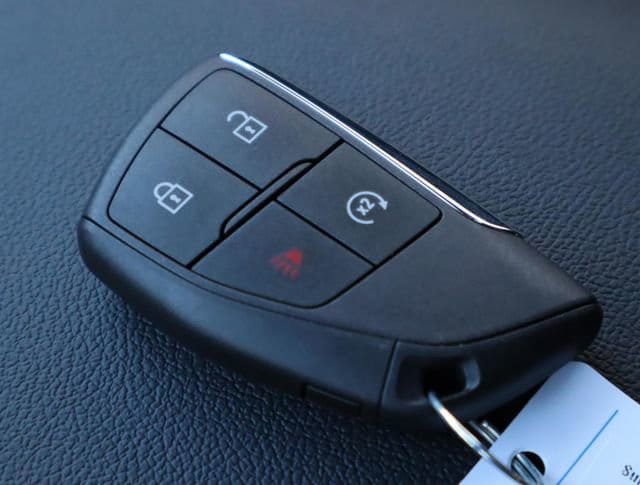 New 2025 Chevrolet Blazer EV LT AWD/4WD image 32