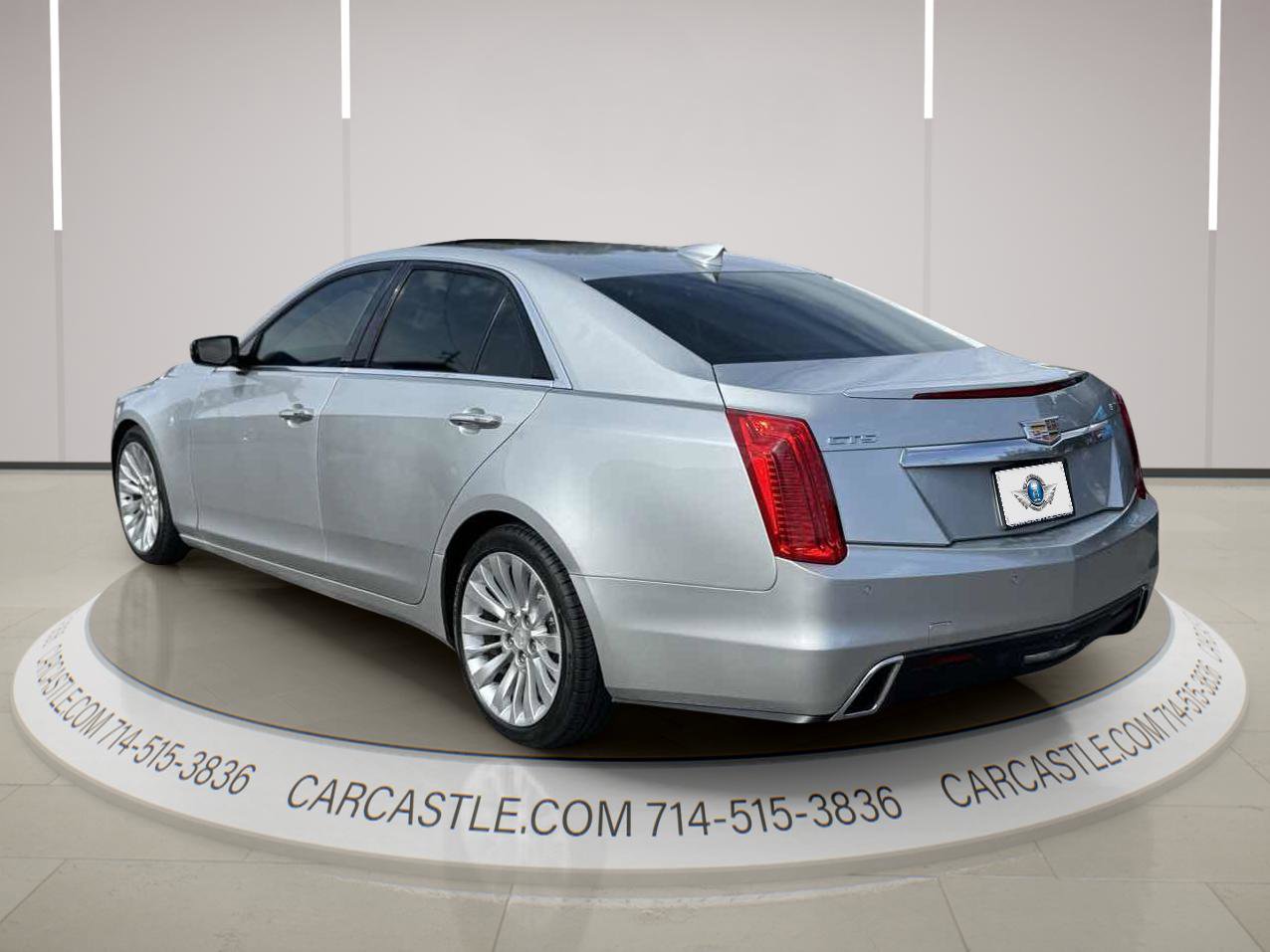 Used 2018 Cadillac CTS Premium Luxury image 2