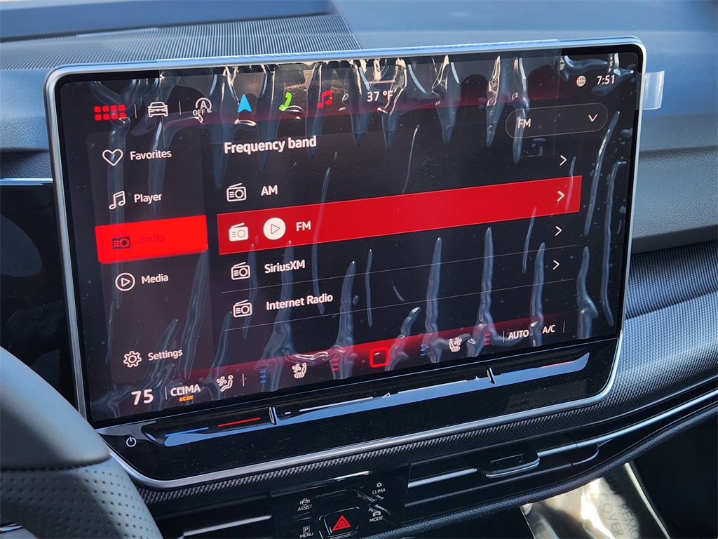 New 2025 Volkswagen GTI SE image 10