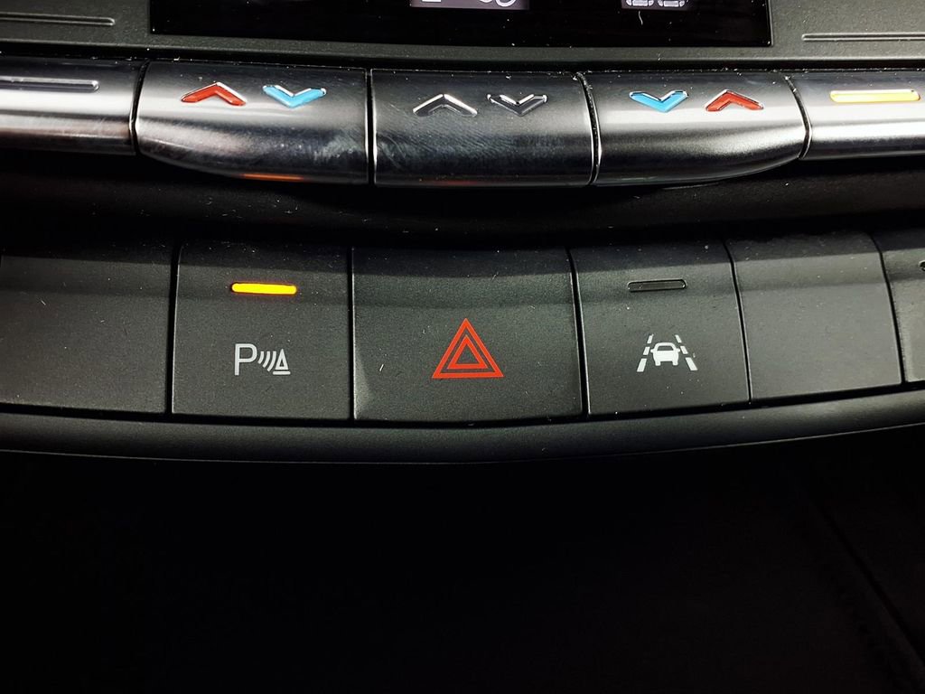 Used 2023 Cadillac XT4 Sport image 23