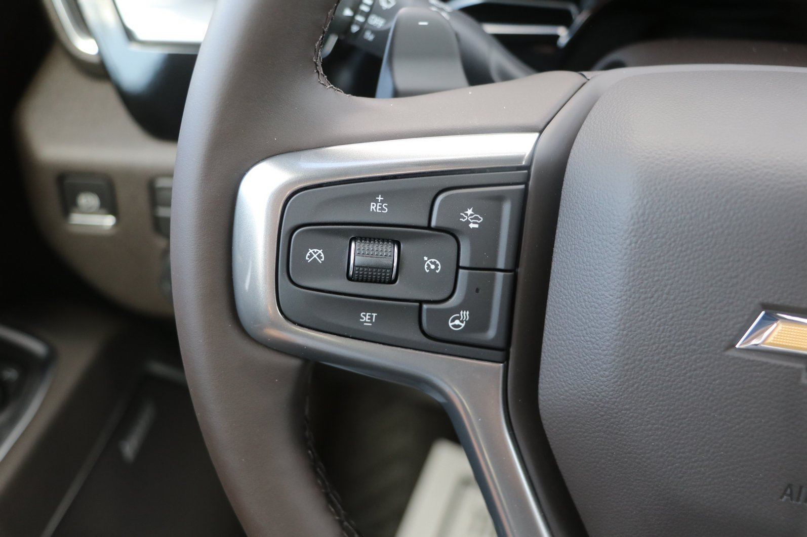 New 2026 Chevrolet Silverado 1500 LTZ w/ LTZ Convenience Package II AWD/4WD image 18