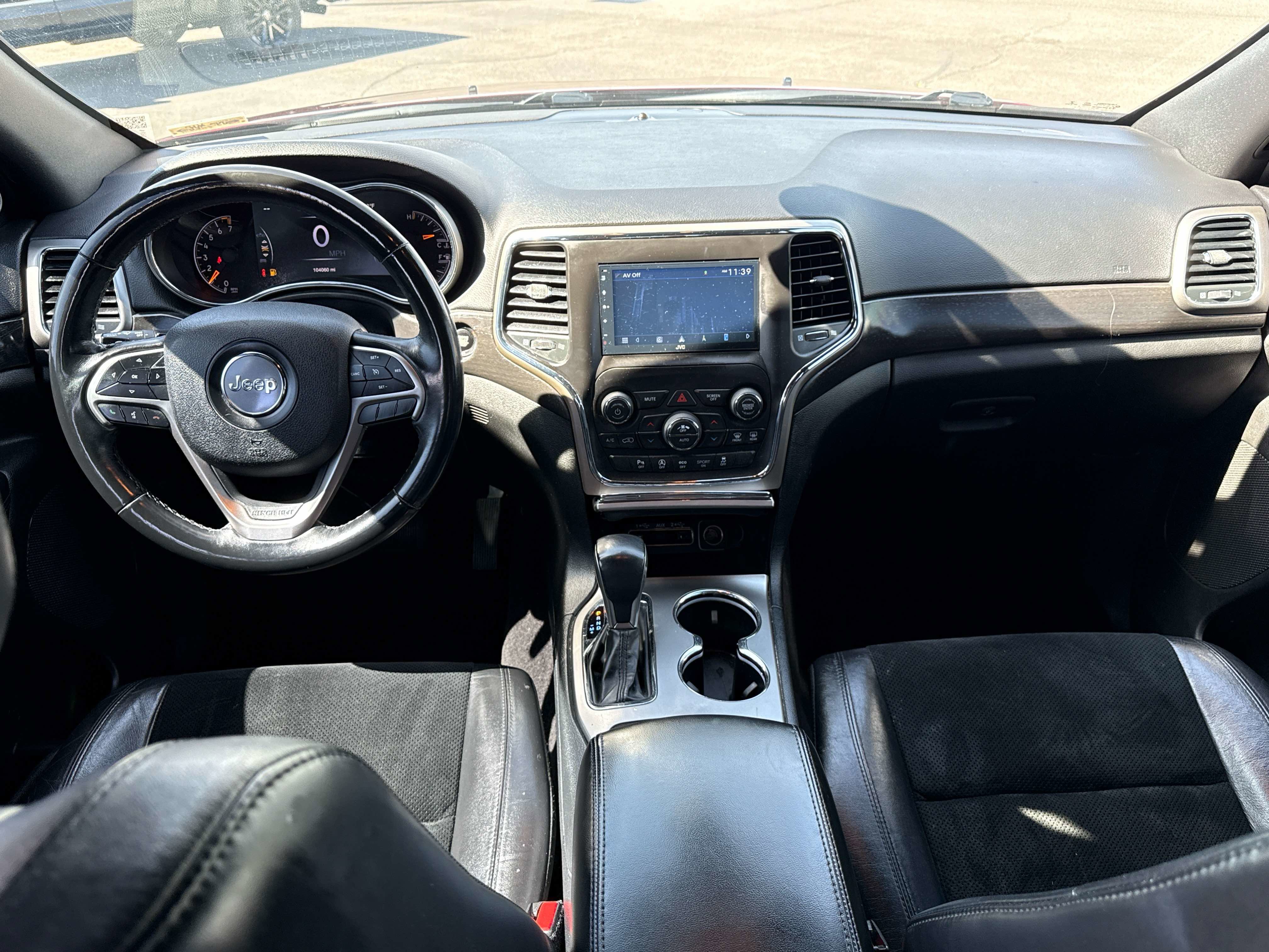 Used 2018 Jeep Grand Cherokee Altitude AWD/4WD image 14