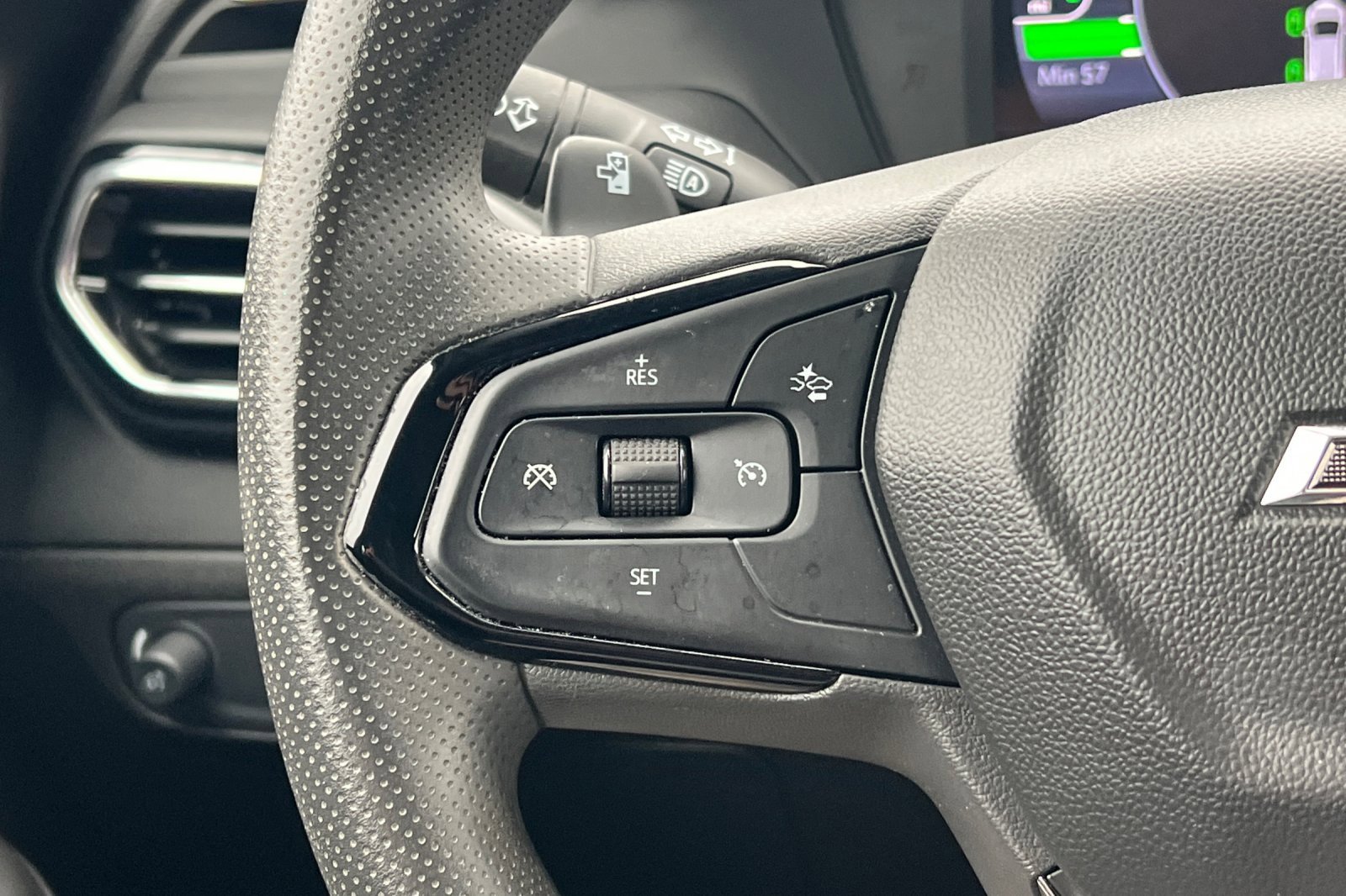 Certified 2022 Chevrolet Bolt EUV LT image 33