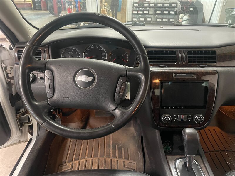 Used 2013 Chevrolet Impala LTZ FWD image 8