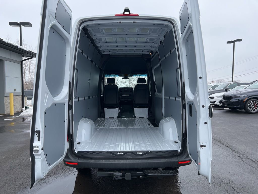 New 2025 Mercedes-Benz Sprinter 2500 image 7