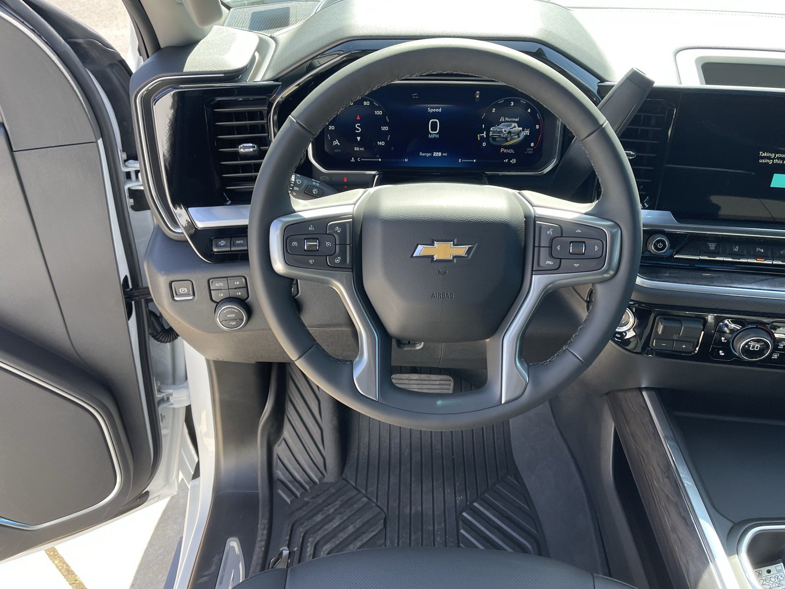 New 2026 Chevrolet Silverado 3500 LTZ w/ LTZ Premium Package AWD/4WD image 13
