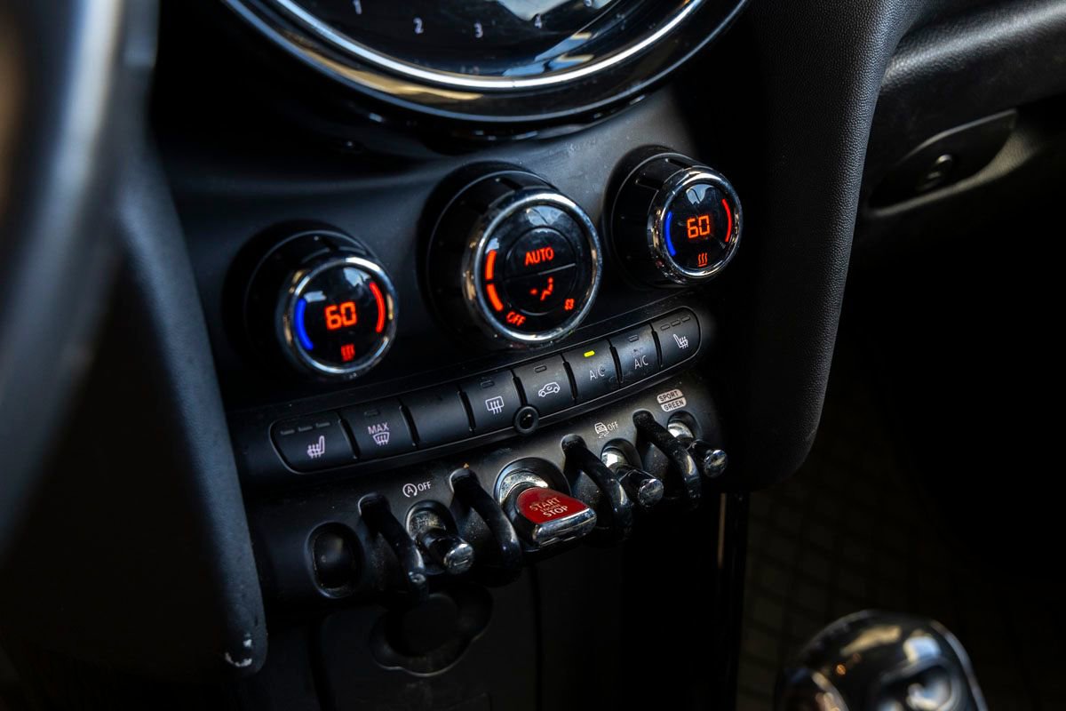 Used 2023 MINI Cooper S image 18