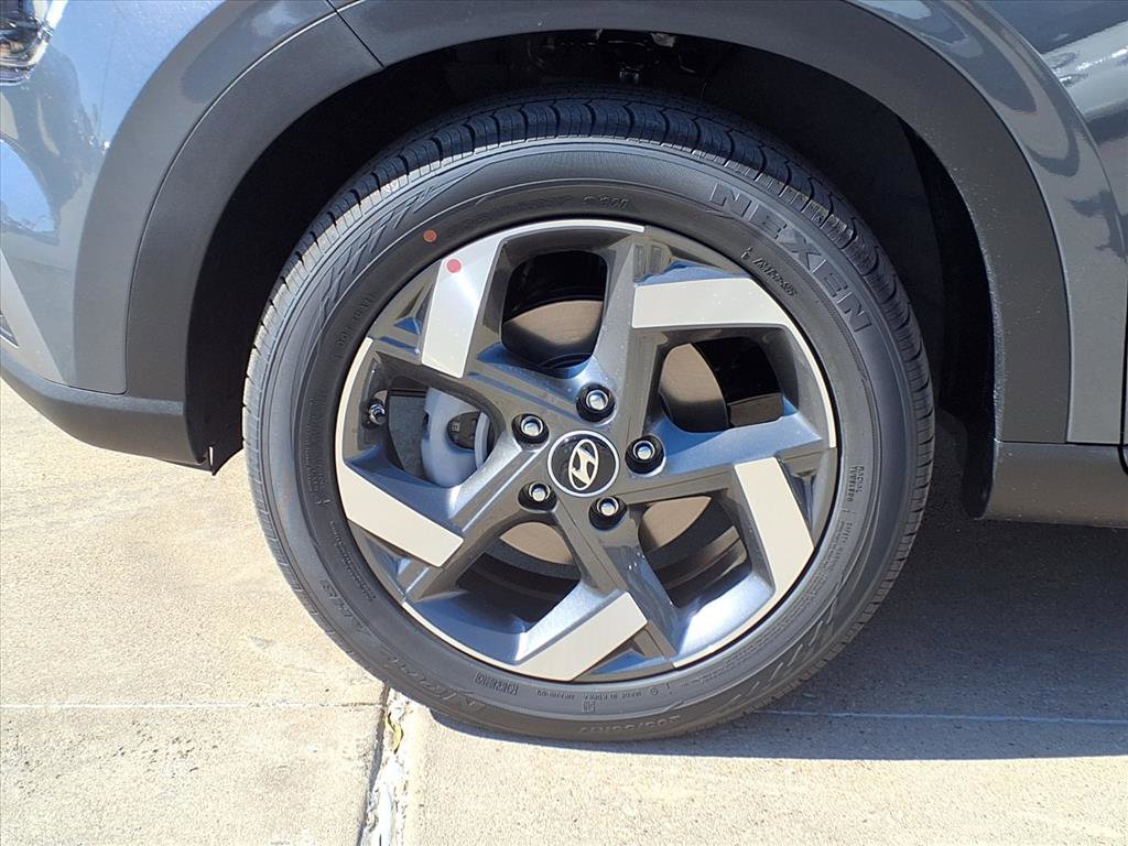 New 2026 Hyundai Venue SEL image 15